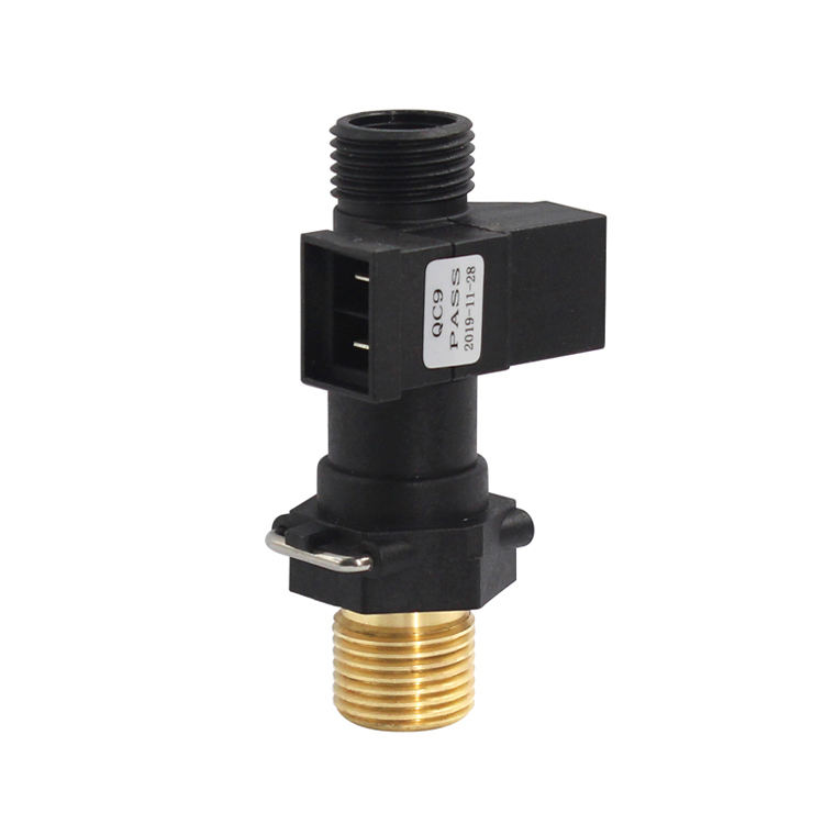 Przełącznik przepływu wody w podgrzewaczu wody